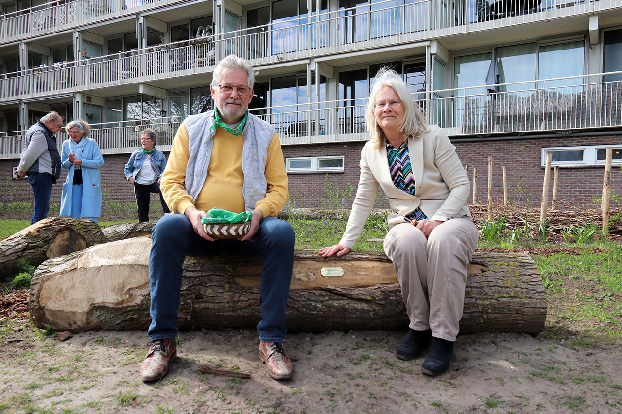 De officiële opening van de Hildegard Tuin in Kerkelanden, Hilversum